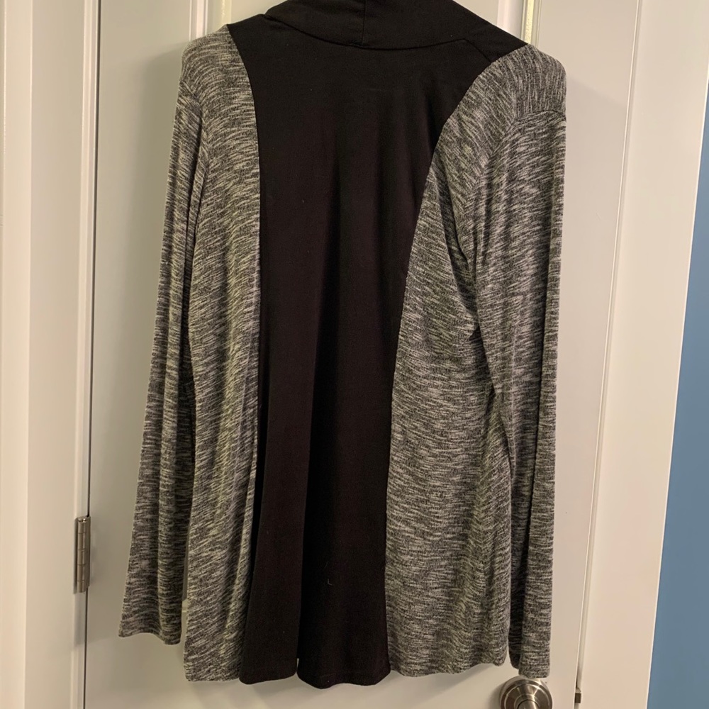 Cardigan - Picture 2 of 3